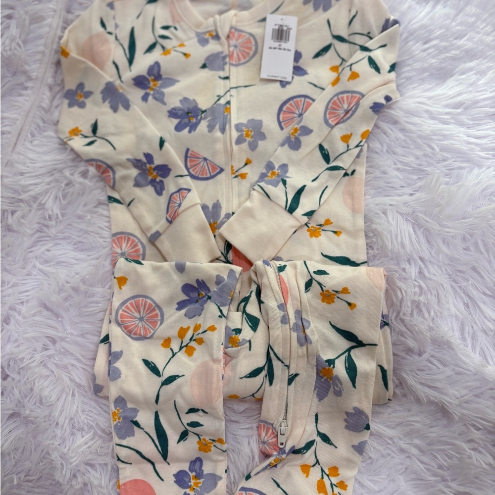 Kids Cream Floral & Citrus Zip-Front Pajamas